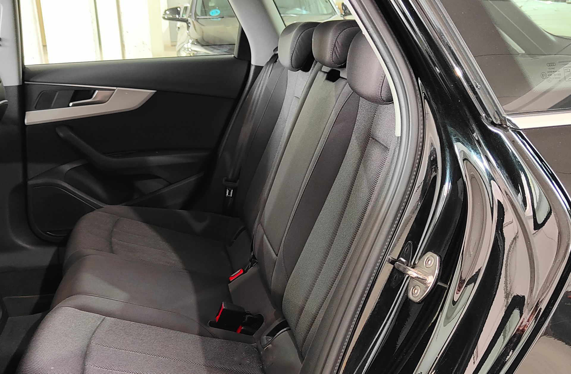 Audi A4 Avant Advanced 35 TFSI S tronic - foto 13