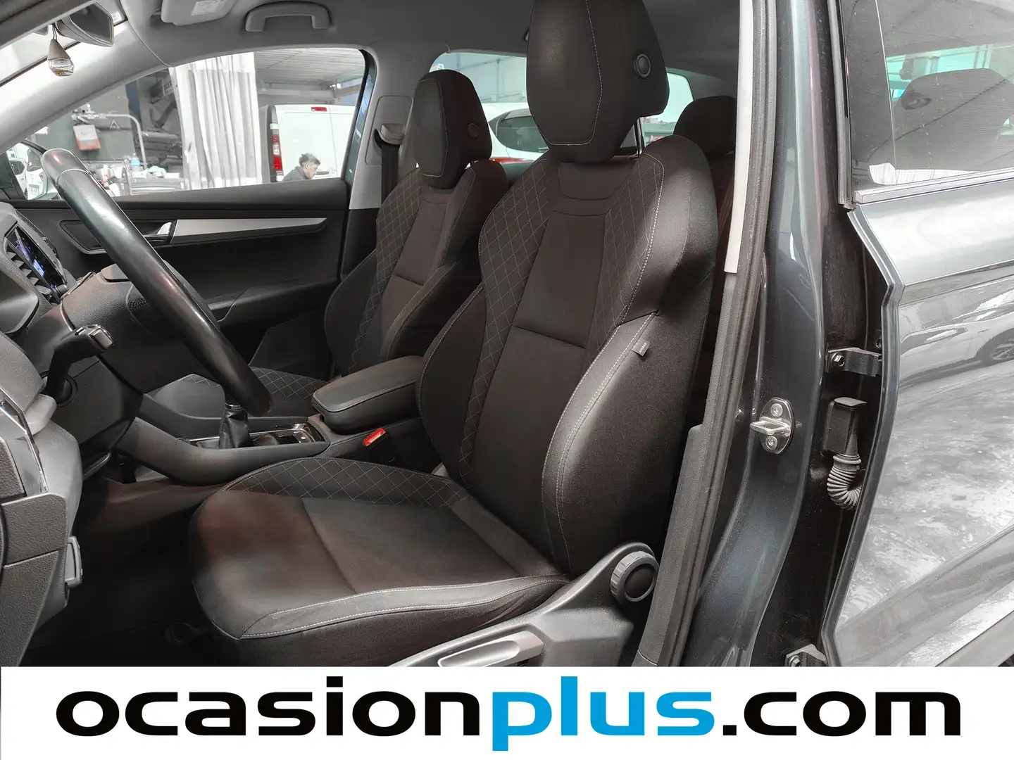 Foto Skoda Karoq Skoda Karoq 1.0 TSI Like  (115 CV)