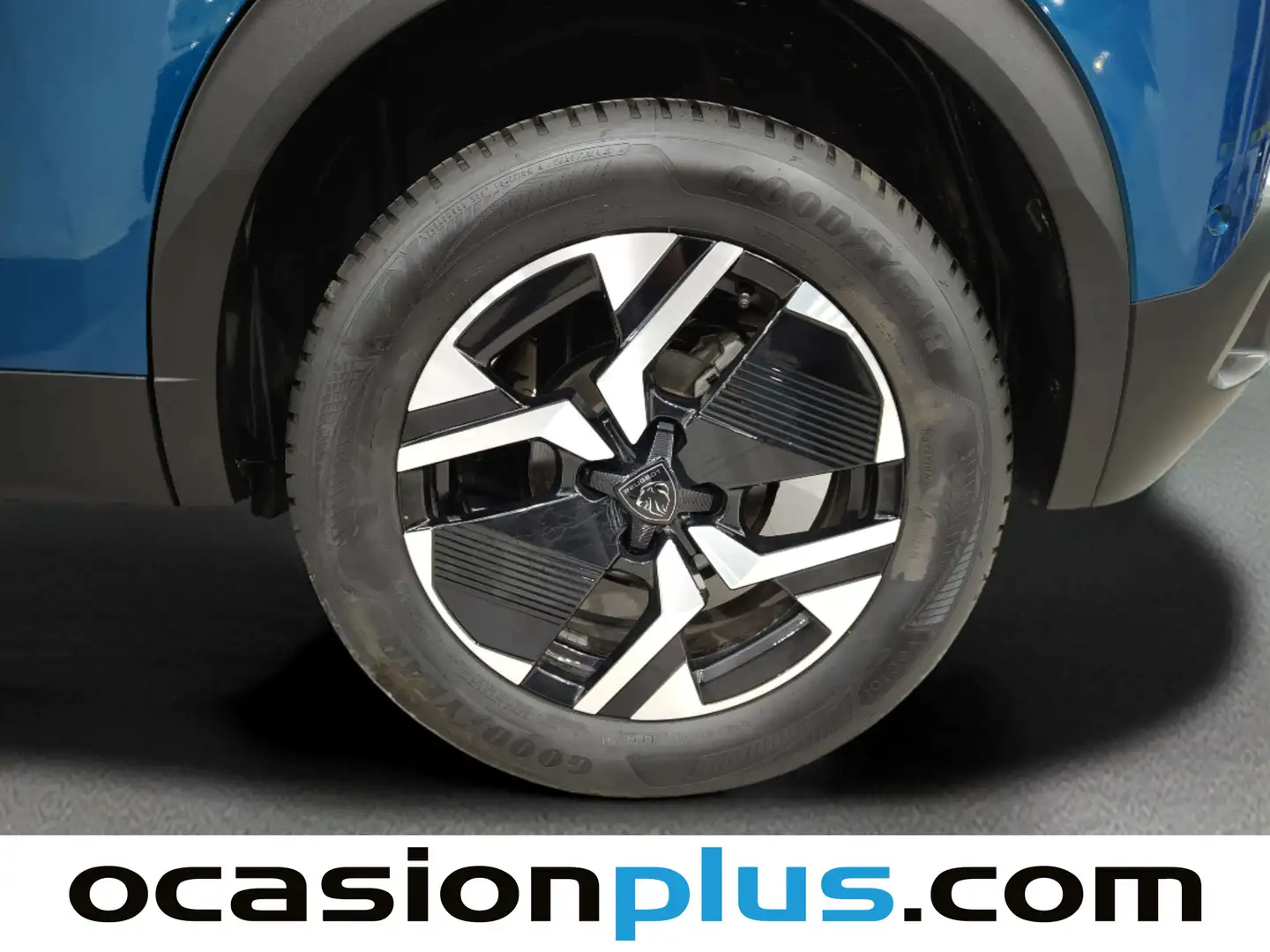 Foto Peugeot 2008 Peugeot 2008 Allure Hybrid eDCS6 (136 CV)