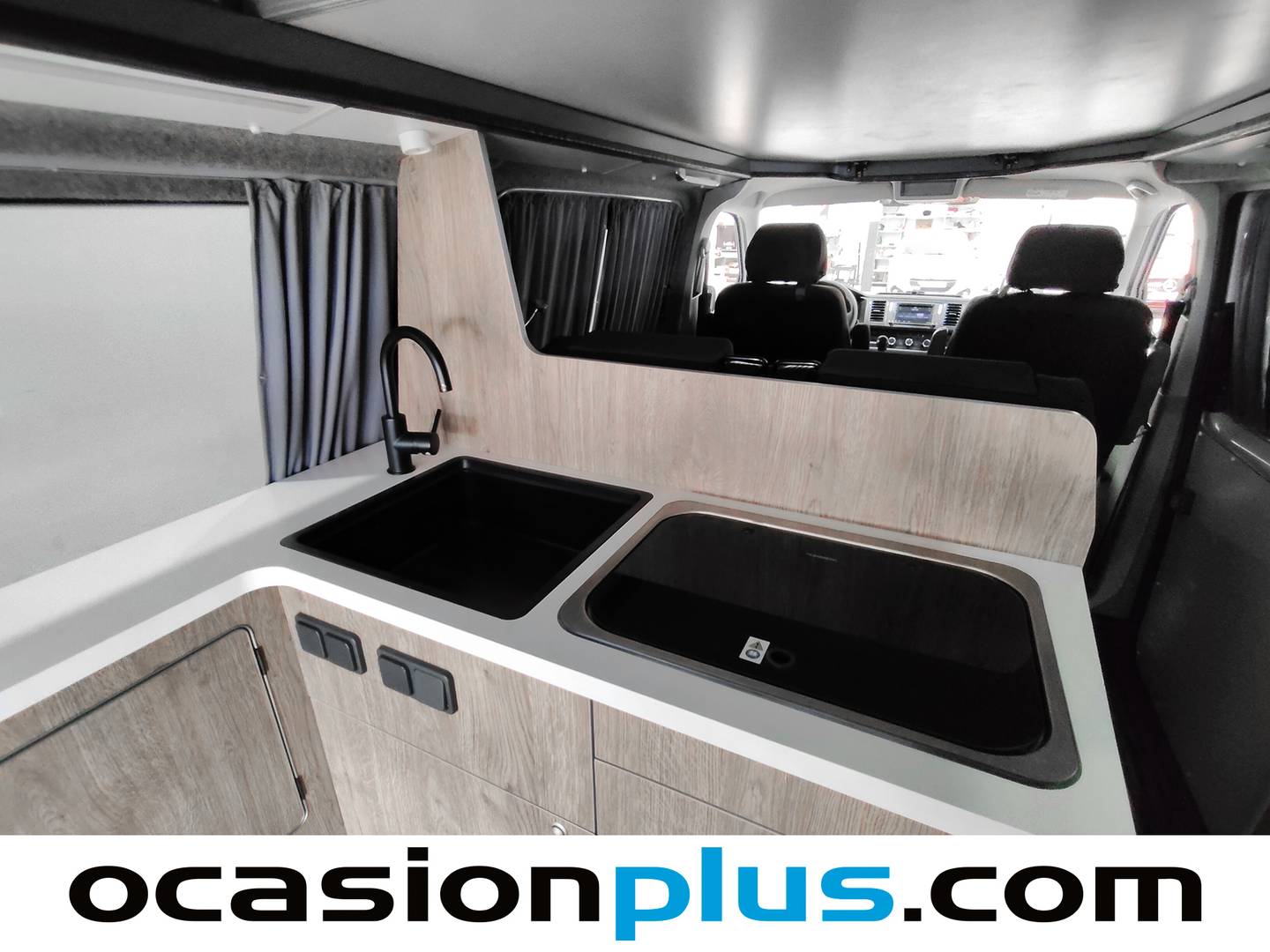 Equipamiento del Volkswagen Transporter Volkswagen Transporter Furgon Batalla Larga TM 2.0 TDI BMT (140 CV)