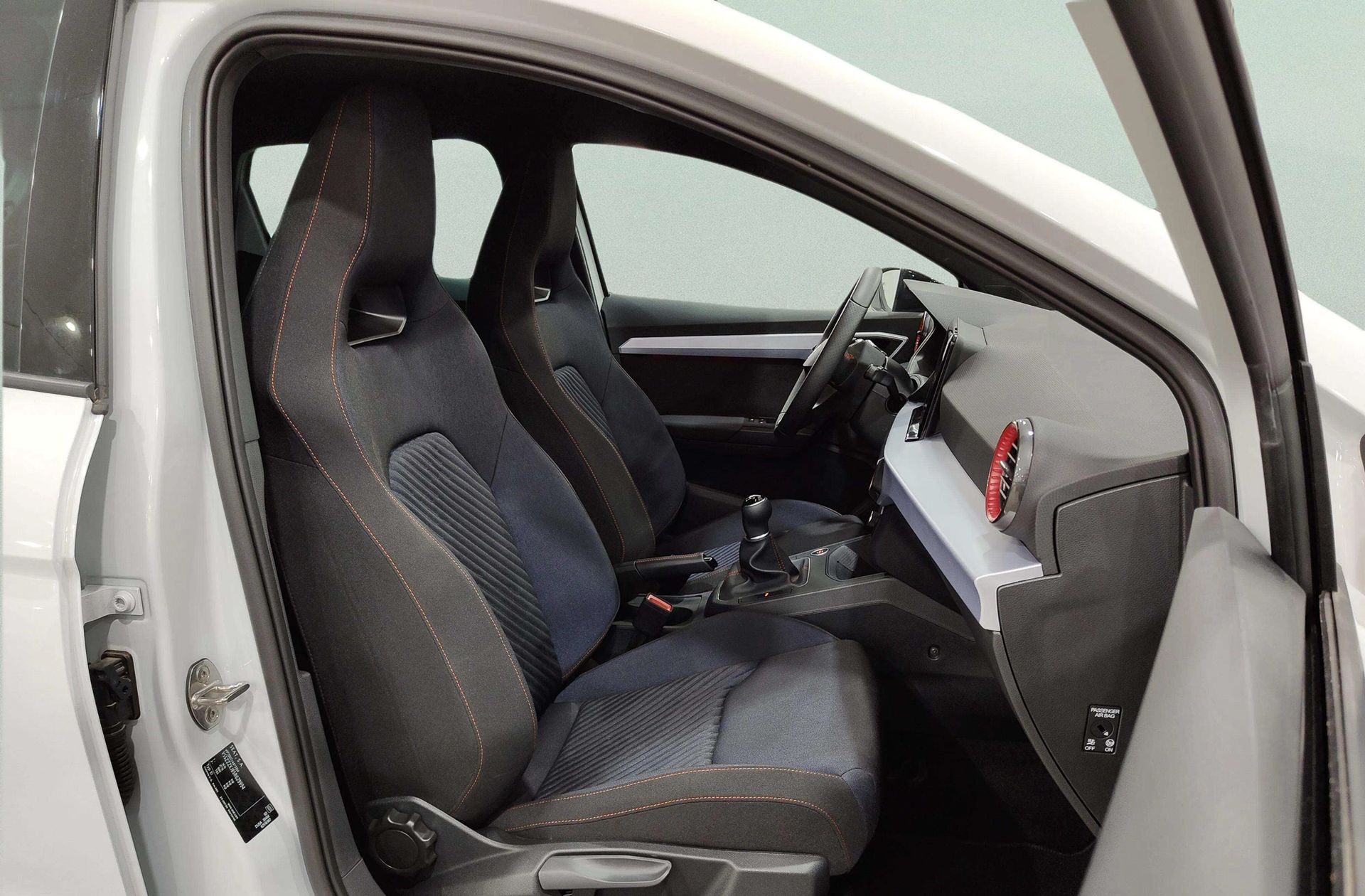 SEAT Ibiza 1.0 TSI FR Salta - foto 19