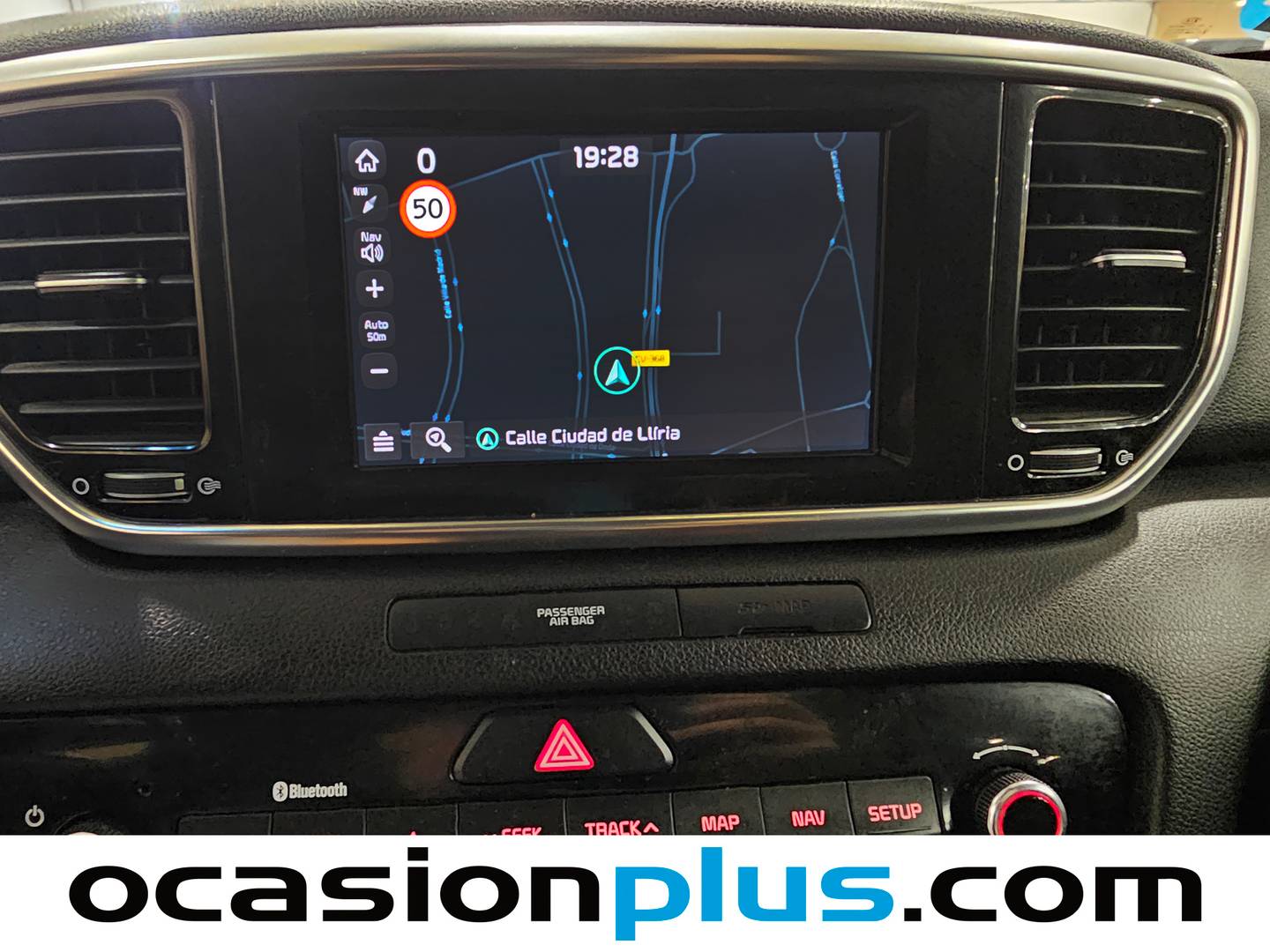 Extras y acabados del KIA Sportage KIA Sportage 1.6 MHEV Drive 4x2 (136 CV)