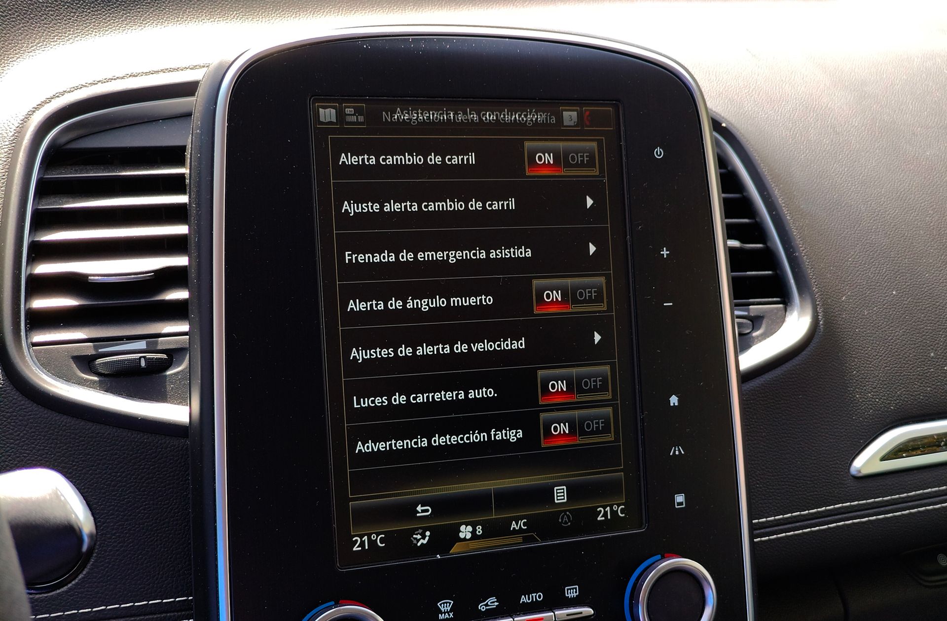 Renault Grand Scénic Zen TCe GPF 7 plazas - foto 13