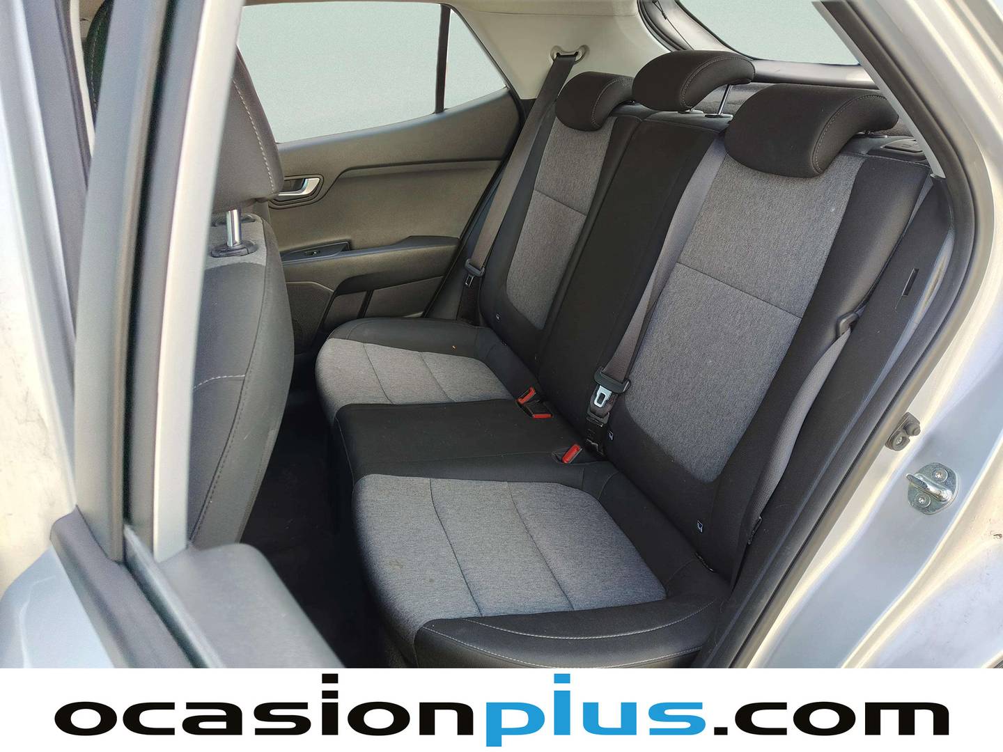 Foto asientos traseros KIA Stonic KIA Stonic 1.0 T-GDi Drive DCT (100 CV)