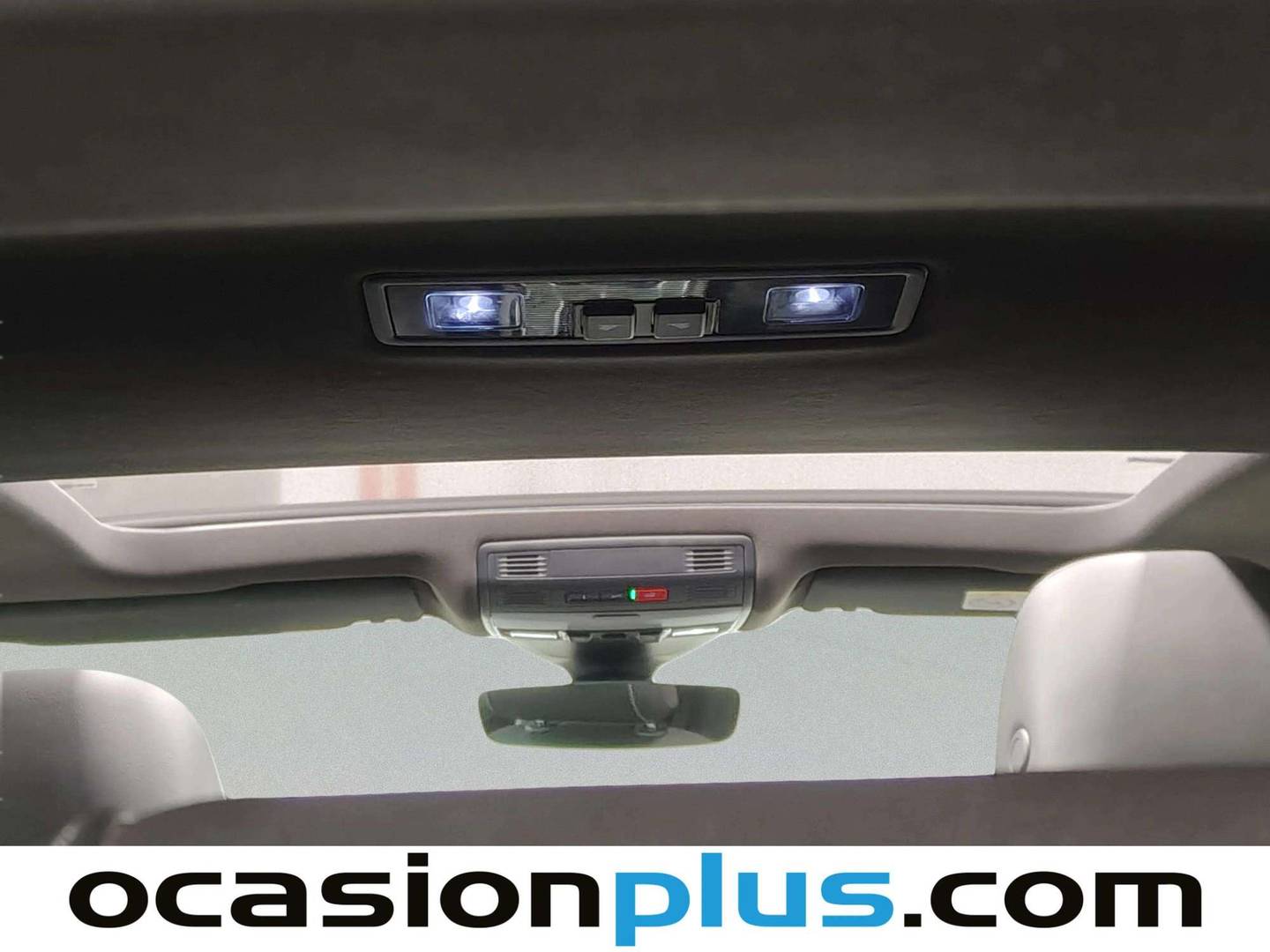 Extras y acabados del Volkswagen Arteon Volkswagen Arteon R-Line 2.0 TDI (150 CV) DSG