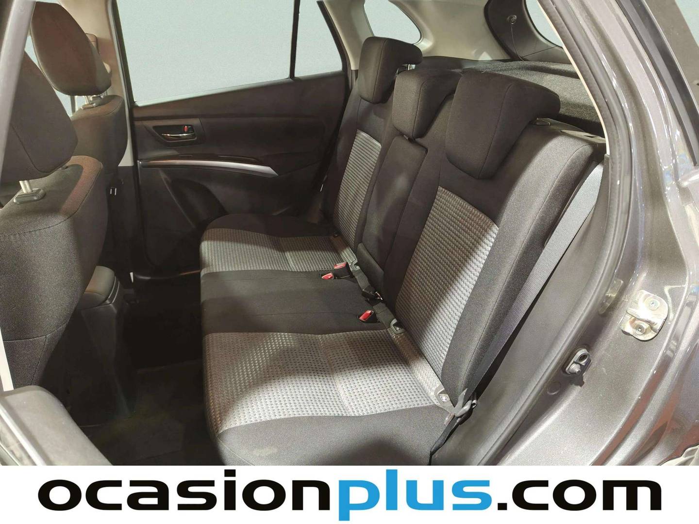 Foto asientos traseros Suzuki S-Cross Suzuki S-Cross 1.4T Mild Hybrid S2 (129 CV)