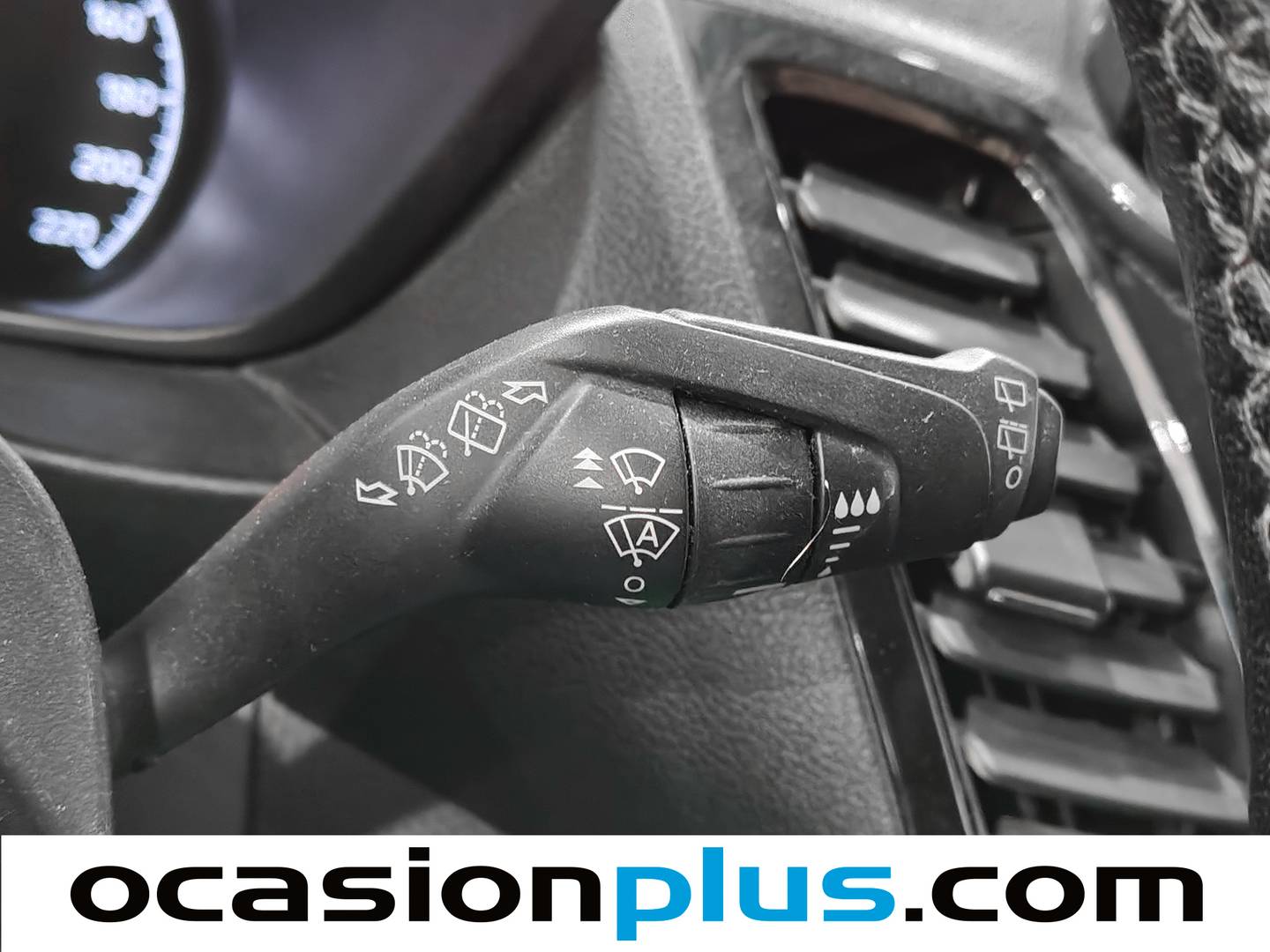 Ford Tourneo Connect Ford Tourneo Connect 1.0 EcoBoost Titanium (100 CV) gasolina