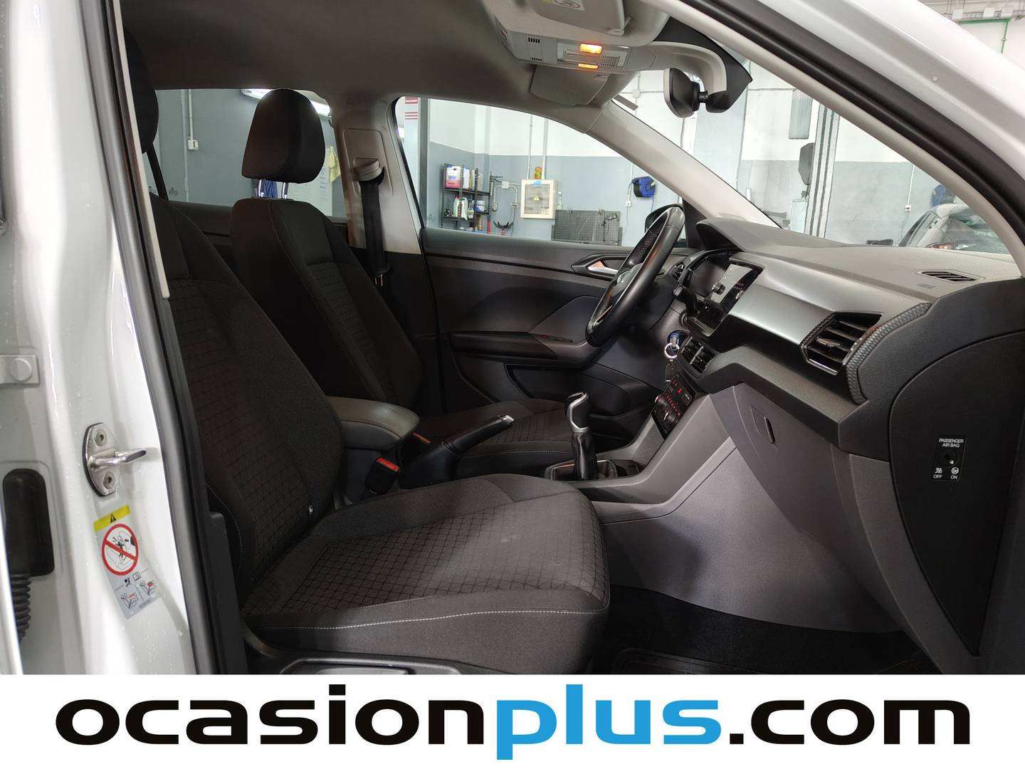 Foto Volkswagen T-Cross Volkswagen T-Cross Advance 1.0 TSI (95 CV)