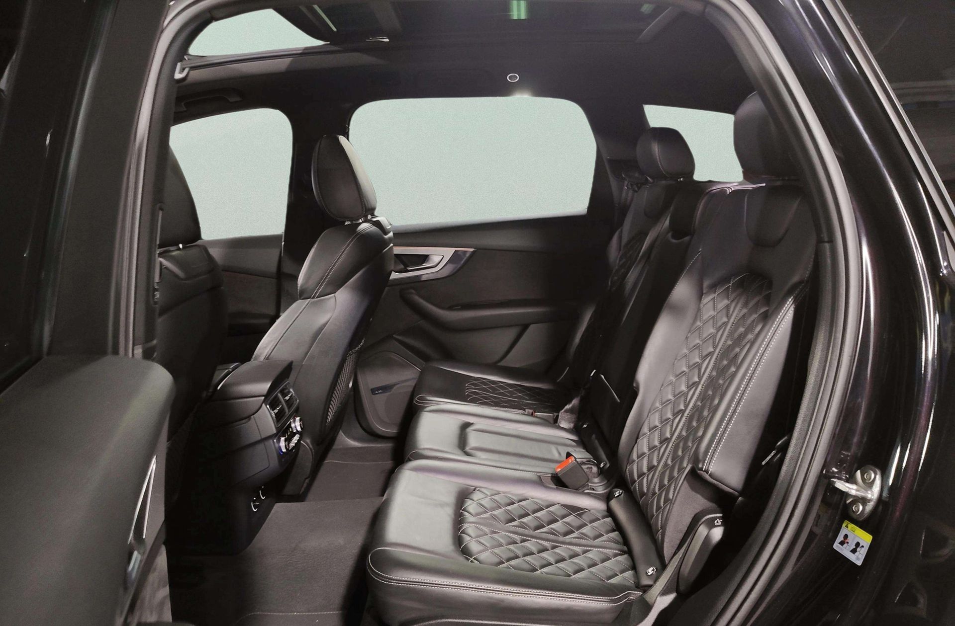 Audi SQ7 4.0 TDI quattro tiptronic 7 plazas - foto 21