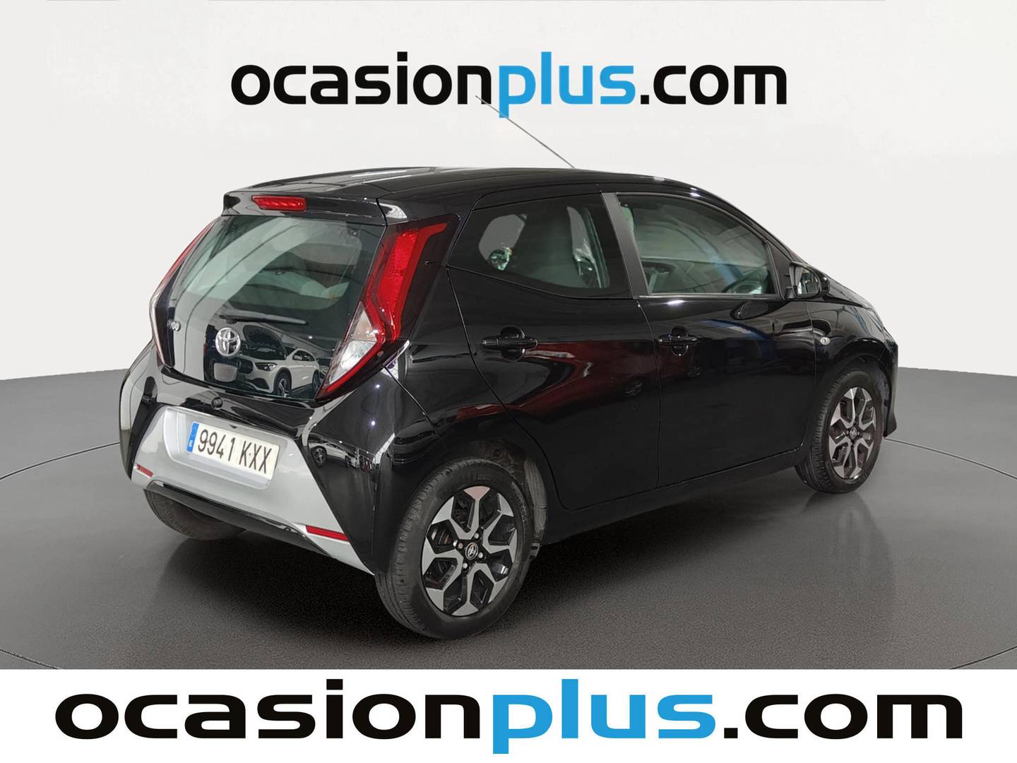 Foto trasera Toyota Aygo Toyota Aygo 1.0 70 x-play (72 CV) derecha