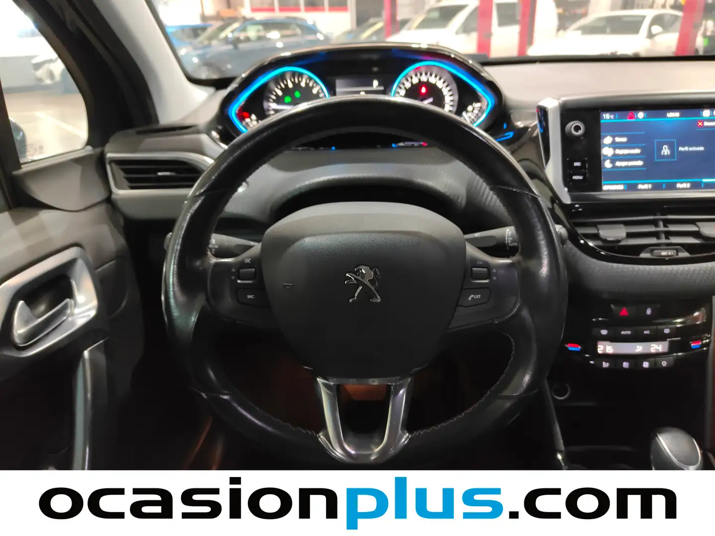 Foto Peugeot 2008 Peugeot 2008 PureTech 110 S&S Allure EAT6 (110 CV)