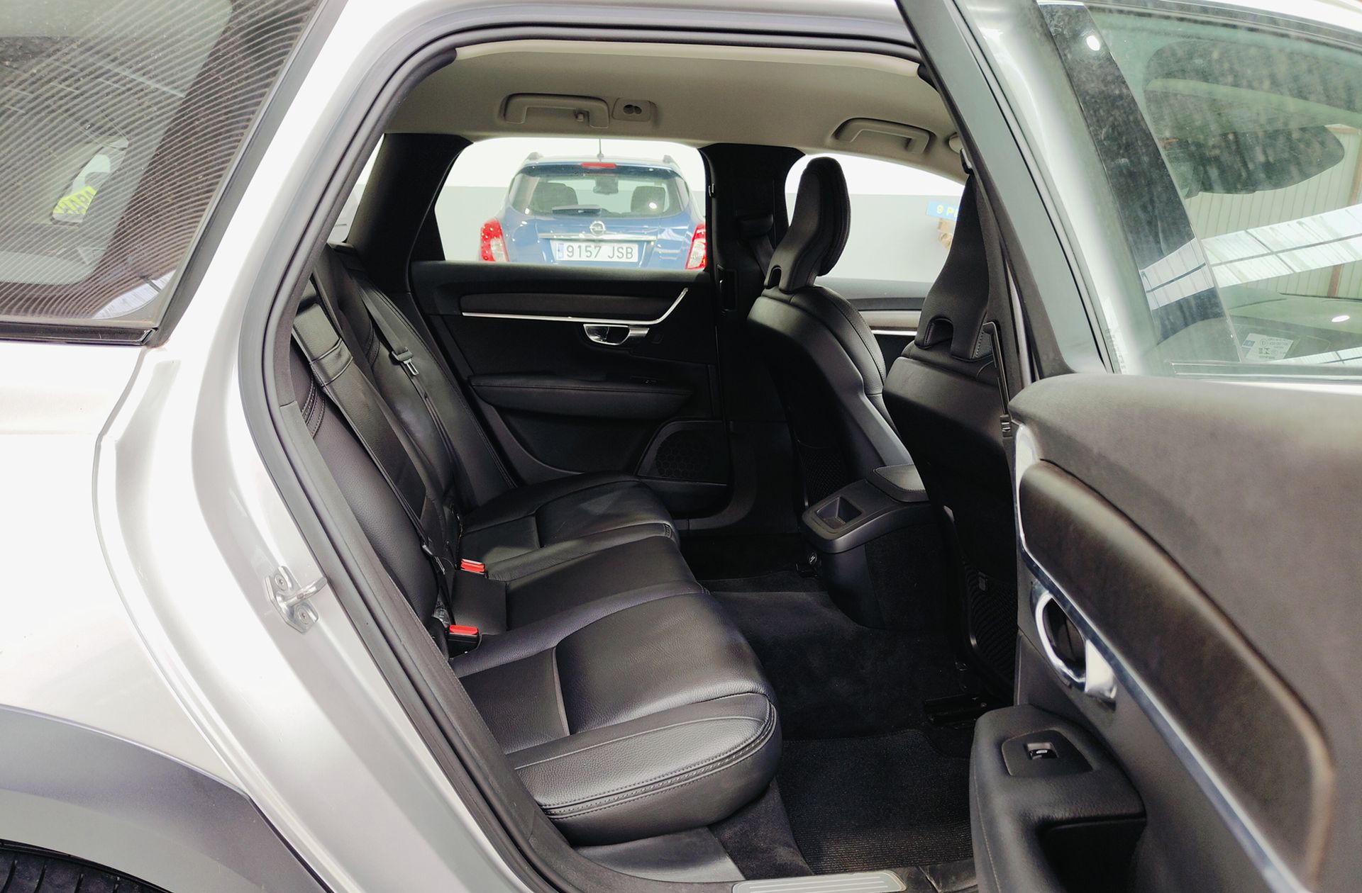 Volvo V90 D4 VOR AWD - foto 20