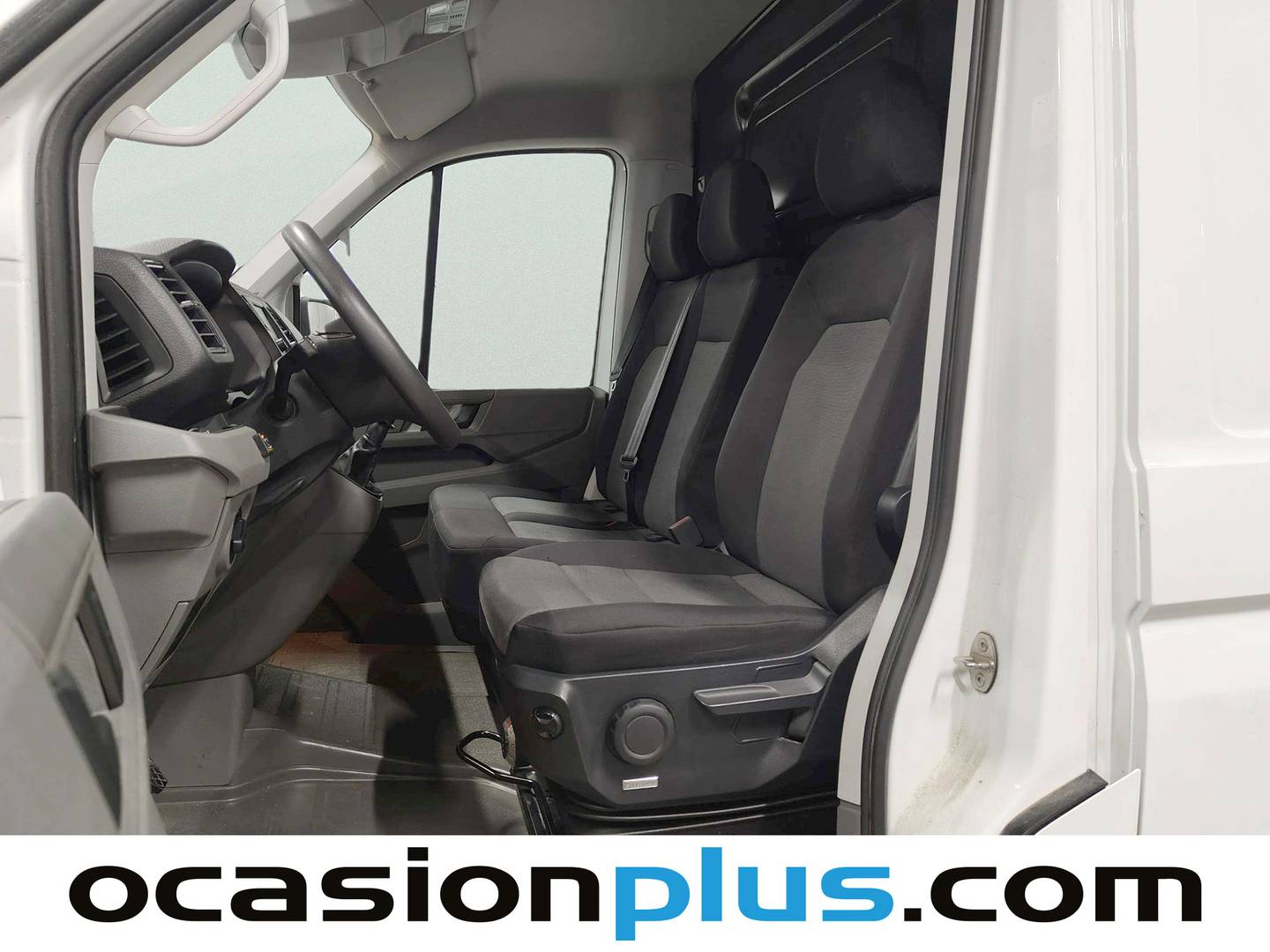 Foto asientos delanteros Volkswagen Crafter Volkswagen Crafter Furgon Batalla Media TN 2.0 TDI L3H2 (102 CV) 3.000