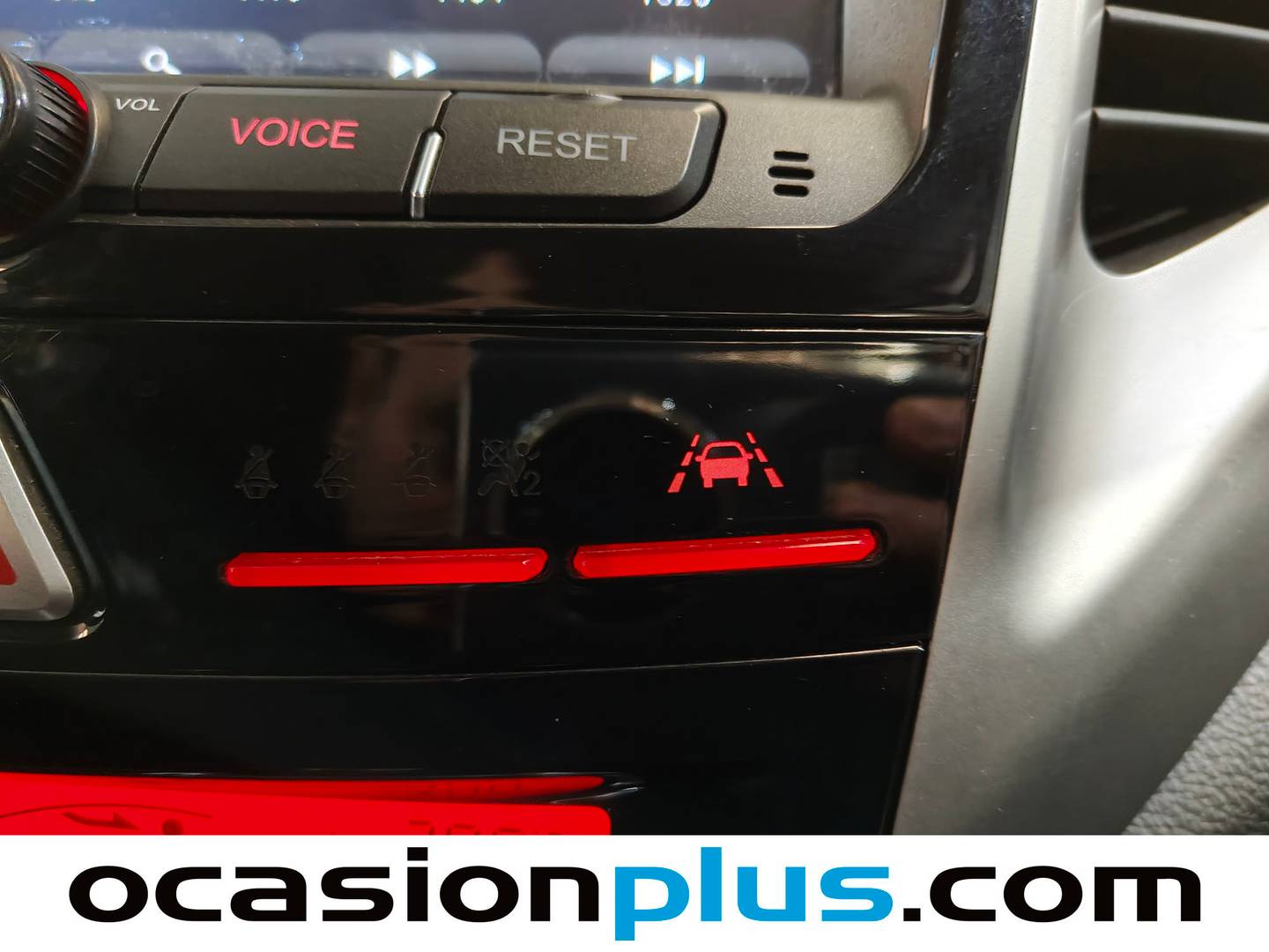 Foto SsangYong Tivoli Ssangyong Tivoli D16T Limited 4x2 (115 CV)