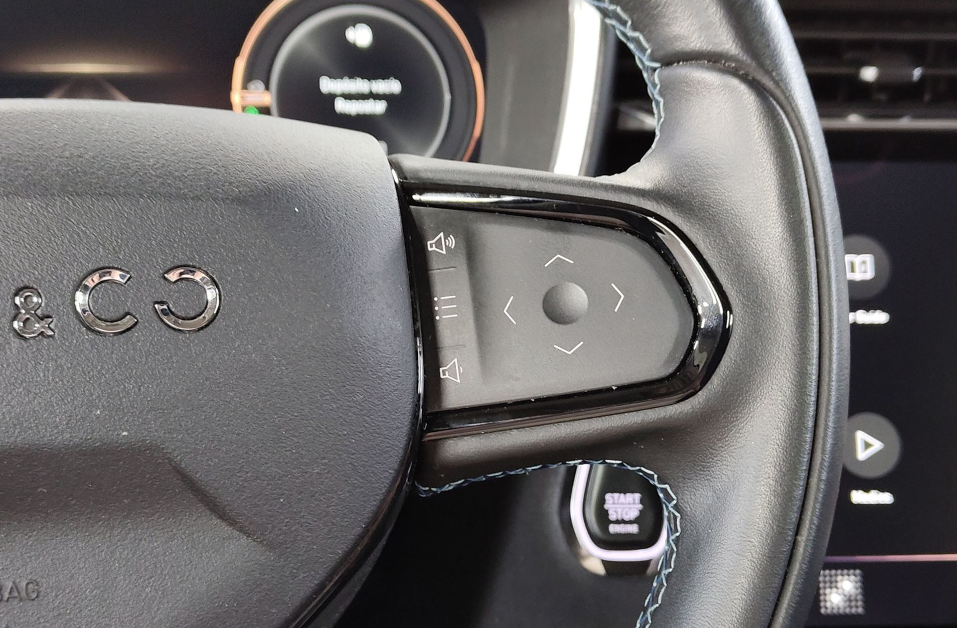 Lynk & Co 01 1.5 PHEV - foto 35