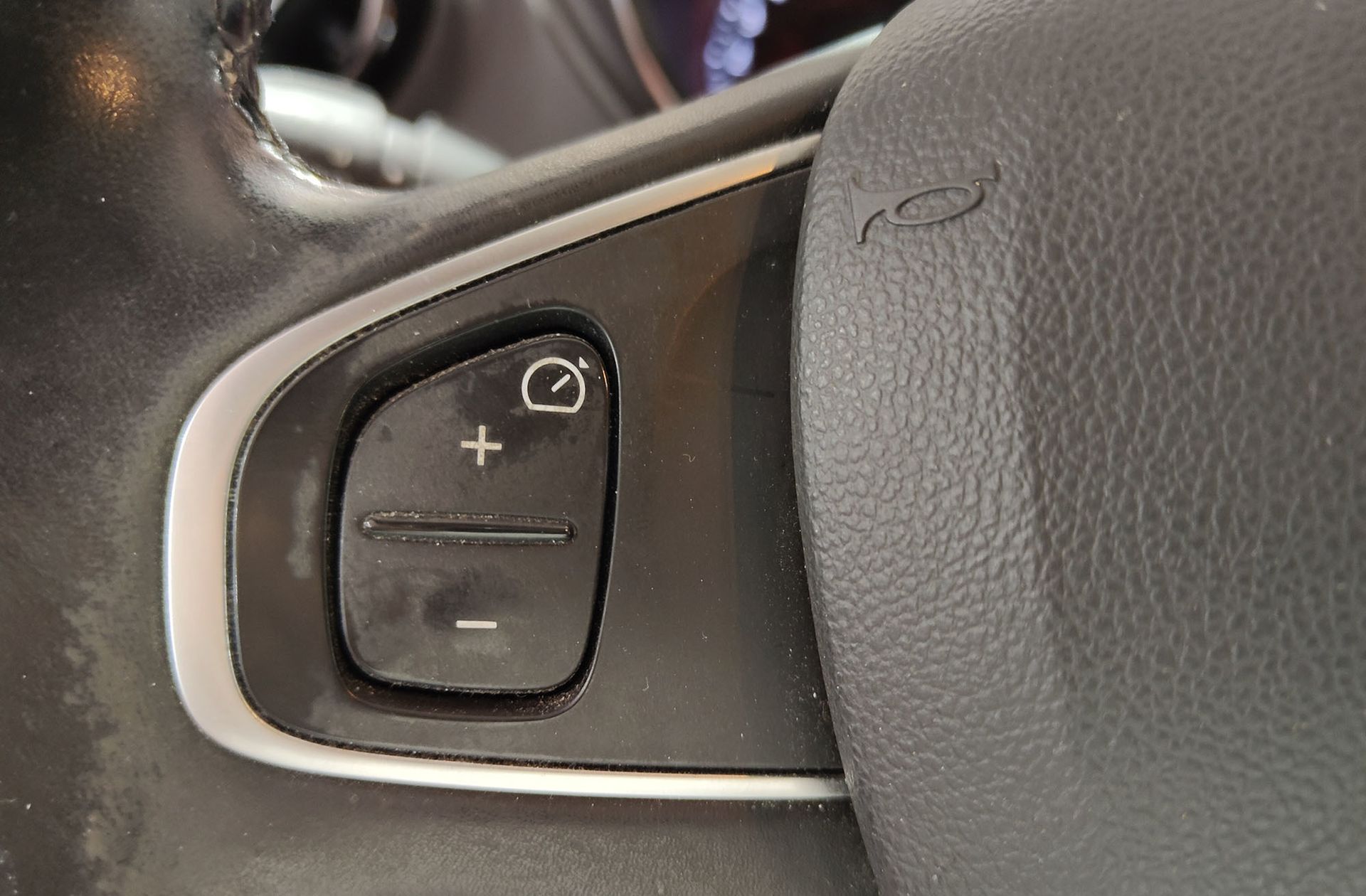 Renault Captur Zen TCe GPF - foto 23