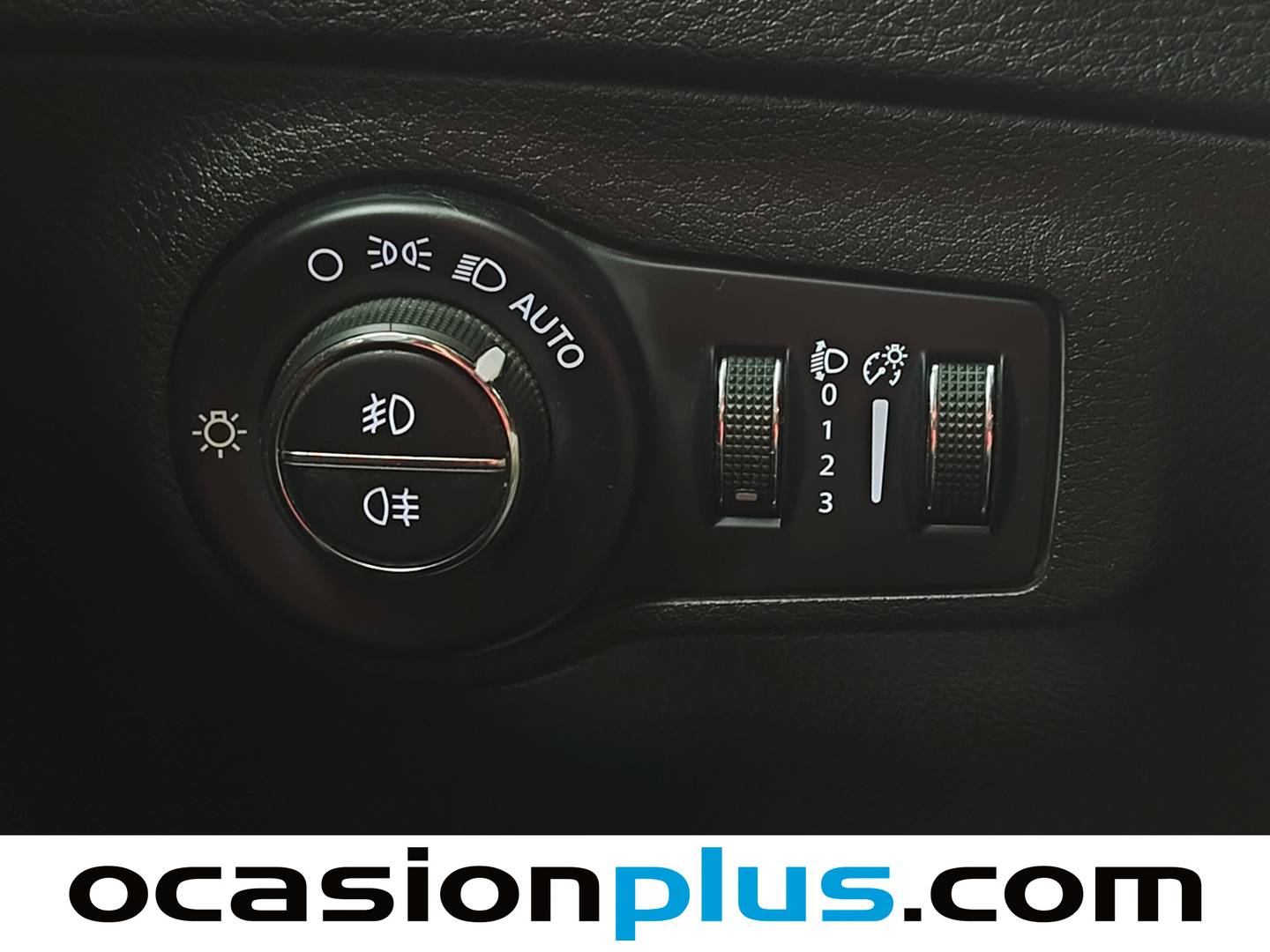 Acabados Jeep Compass Jeep Compass 2.0 Multijet Limited 4x4 ATX (140 CV)