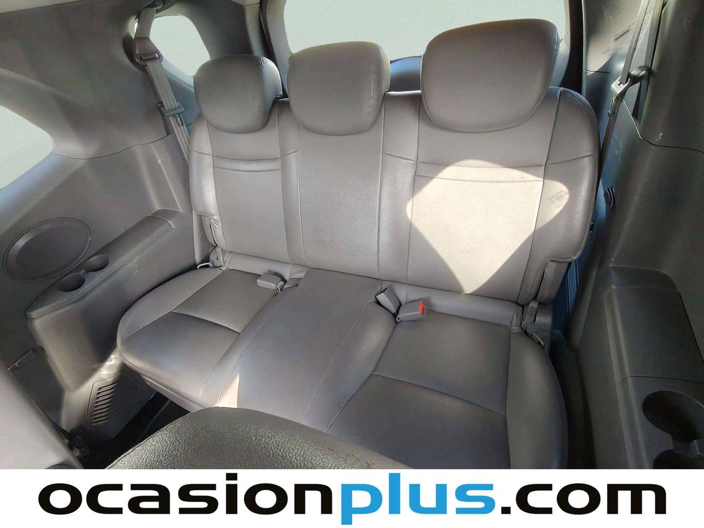 Foto SsangYong Rodius Ssangyong Rodius 2.0 e-Xdi Limited 4x4 Auto (155 CV) 7 Plazas