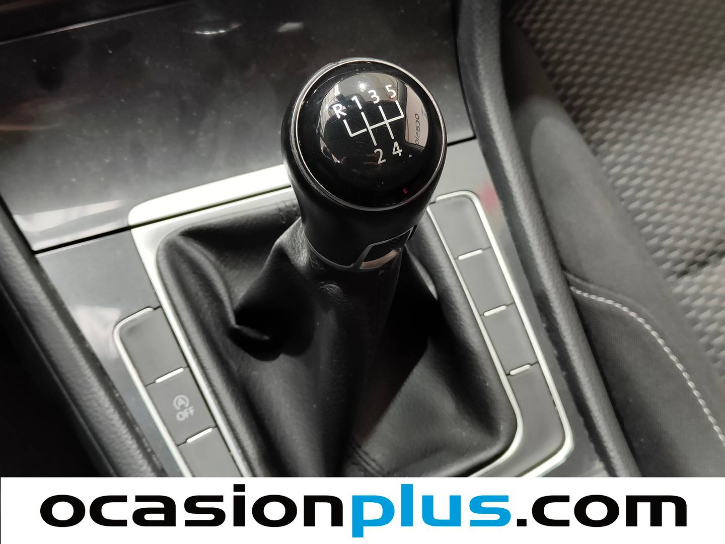 Volkswagen Golf Volkswagen Golf Business 1.6 TDI (115 CV) de segunda mano