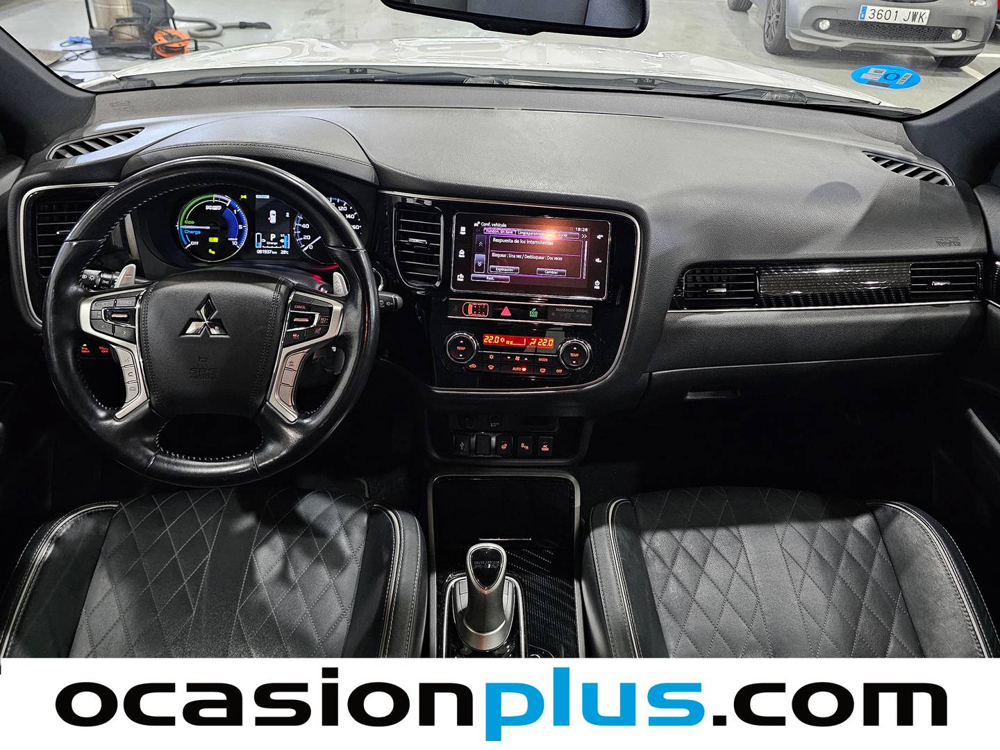 Mitsubishi Outlander Mitsubishi Outlander 2.4 PHEV Kaiteki 4WD Auto (224 CV) seminuevo