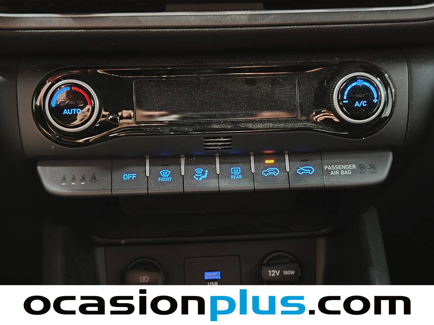 Foto Hyundai Kona Hyundai Kona 1.0 TGDi Maxx 4x2 (120 CV)