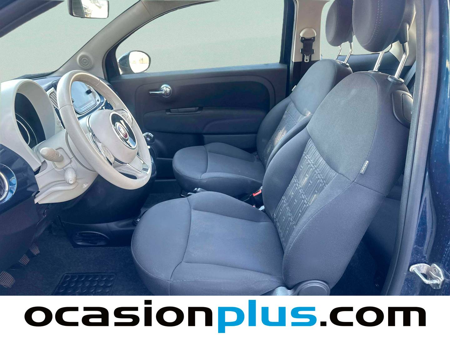 Foto asientos delanteros Fiat 500 Fiat 500 1.0 Hybrid Dolcevita (70 CV)