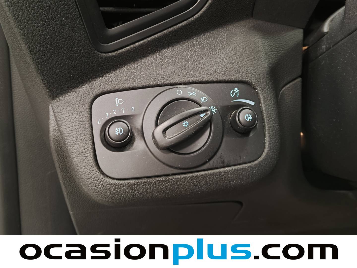 Foto Ford Kuga Ford Kuga 1.5 TDCI S&S Trend+ 4x2 (120 CV)