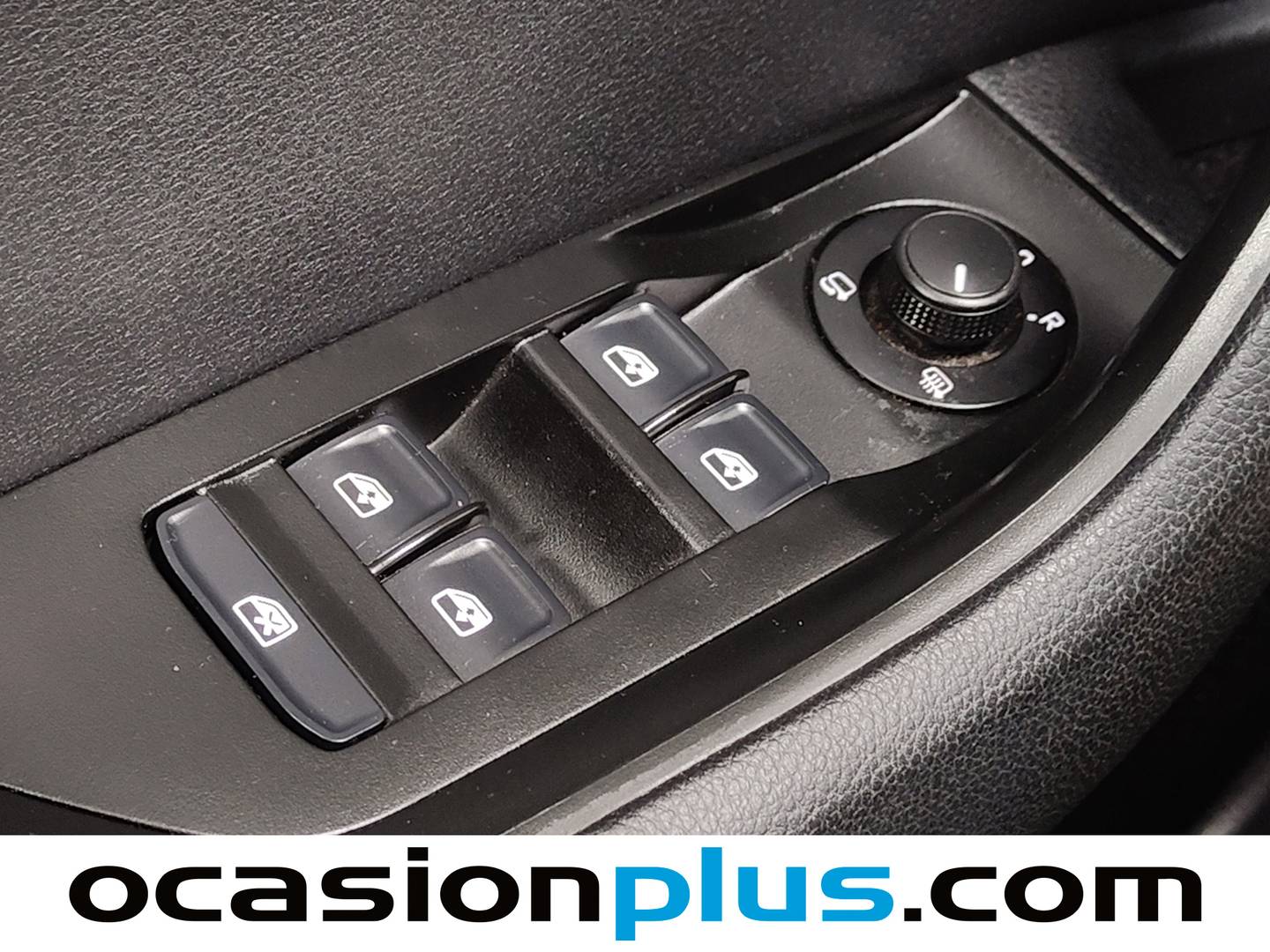 Skoda Superb Skoda Superb Combi 1.6 TDI Ambition DSG (120 CV) de ocasión
