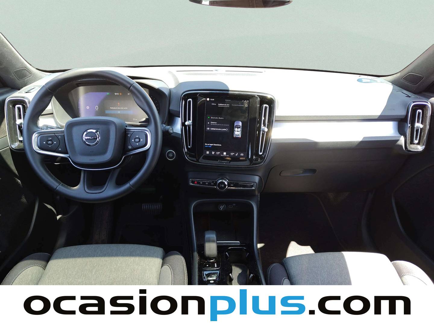 Volvo XC40 Volvo XC40 B3 Gasolina Mild hybrid Black Edition Ultra Auto (163 CV) seminuevo