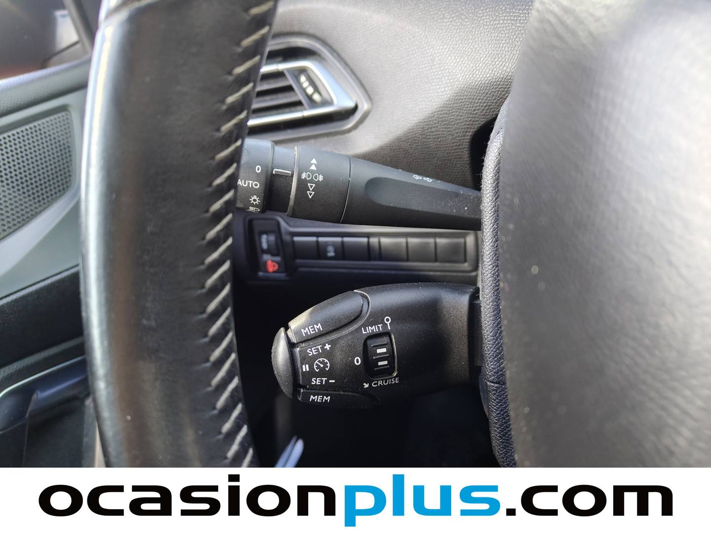 Foto Peugeot 308 Peugeot 308 PureTech 110 S&S Style (110 CV)