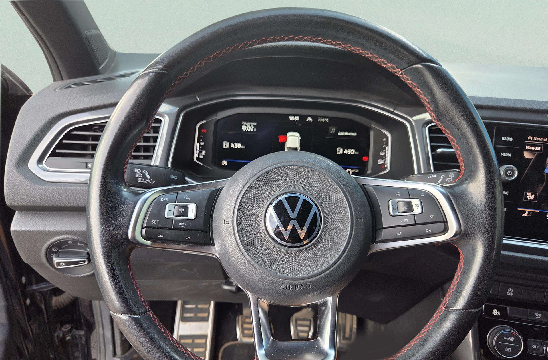 Volkswagen T-Roc Sport 1.5 TSI - foto 24