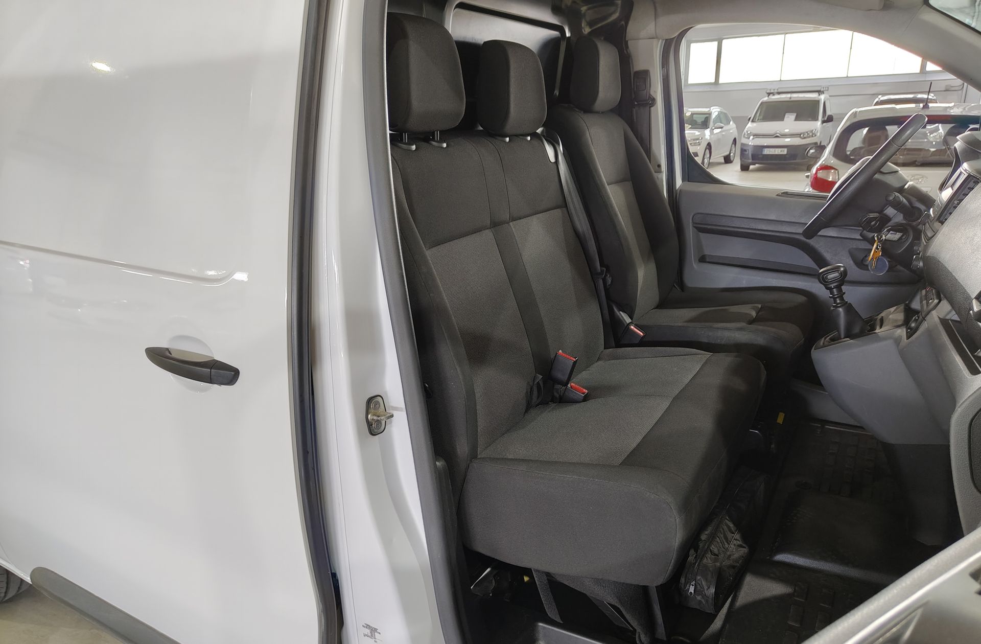 Fiat Scudo Furgon 2.0 BlueHDi L3 Business - foto 12