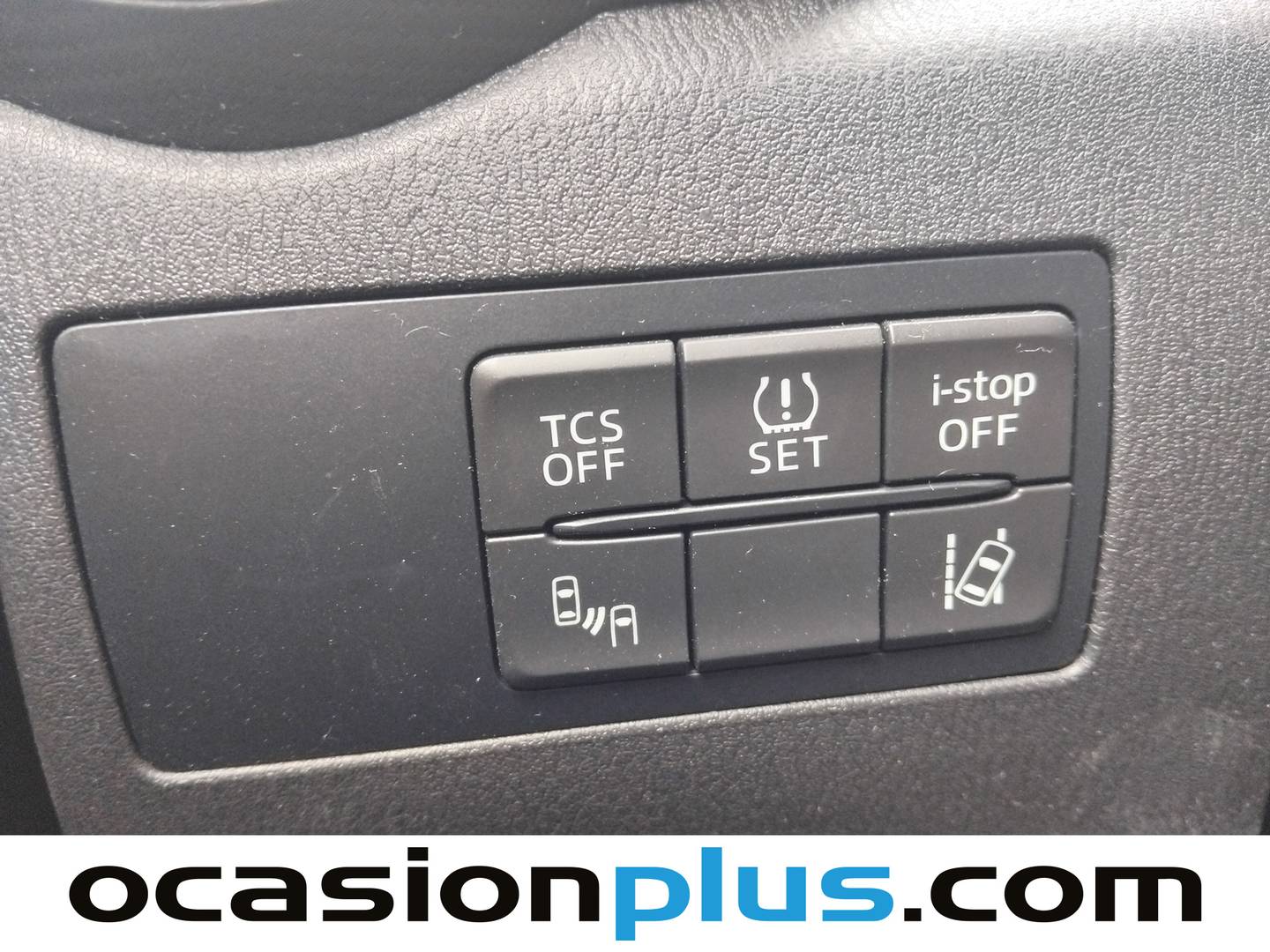 Acabados Mazda CX-3 Mazda CX-3 2.0 SKYACTIV GE i-Eloop Luxury 4WD AT (150 CV)