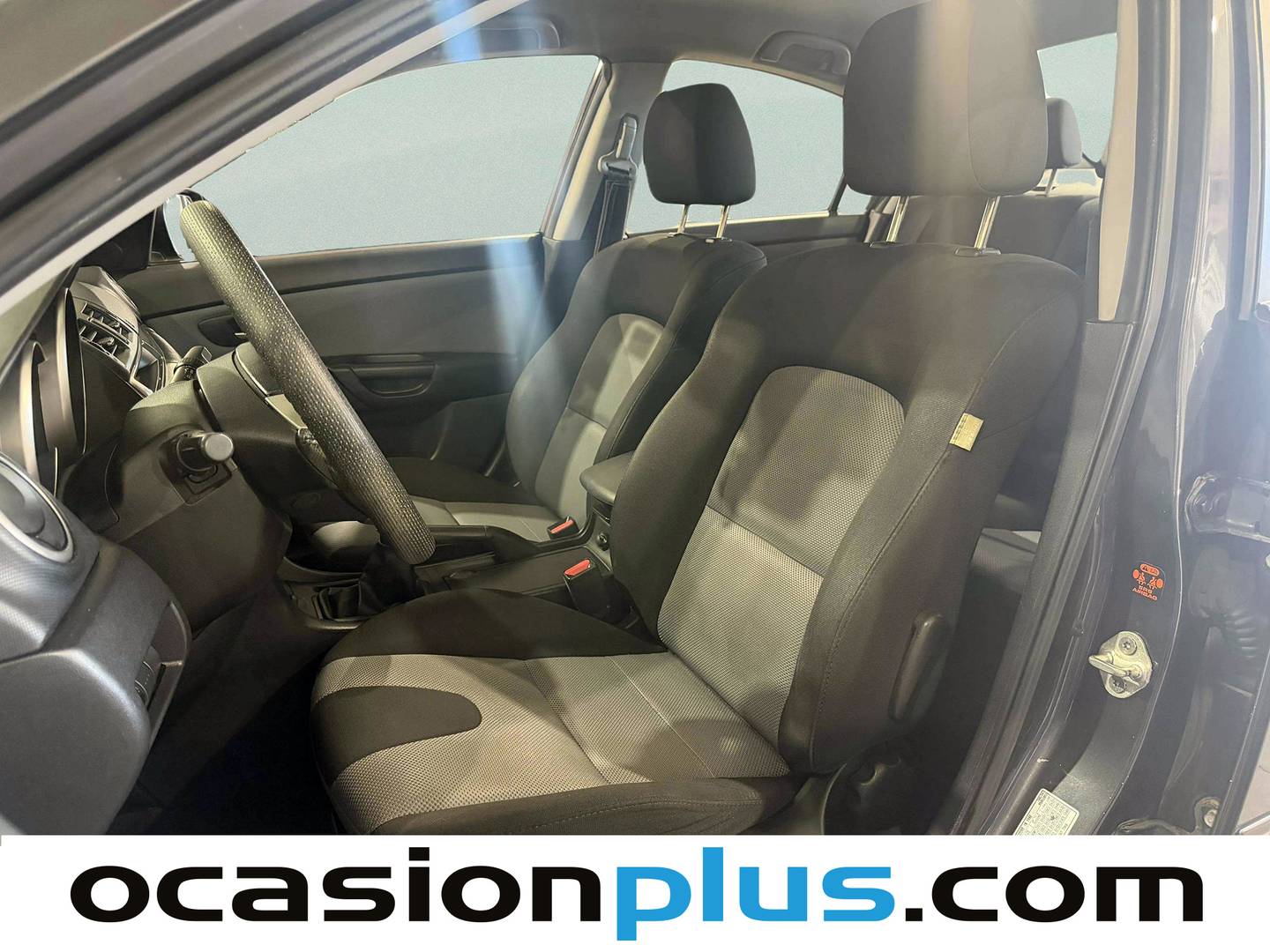 Foto asientos delanteros Mazda Mazda3 Mazda Mazda 3 2.0 CRTD Sportive (143 CV)