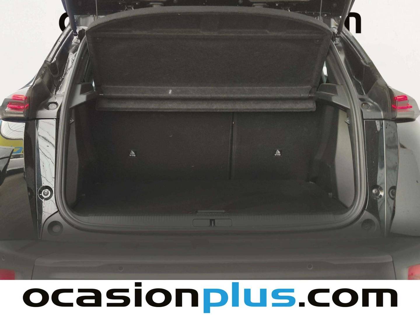 Foto asientos delanteros Peugeot 2008 Peugeot 2008 Allure Hybrid eDCS6 (145 CV)