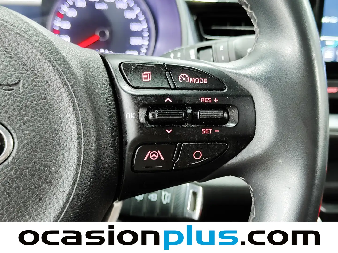 Foto KIA Stonic Kia Stonic 1.0 T-GDi MHEV Drive DCT (120 CV)