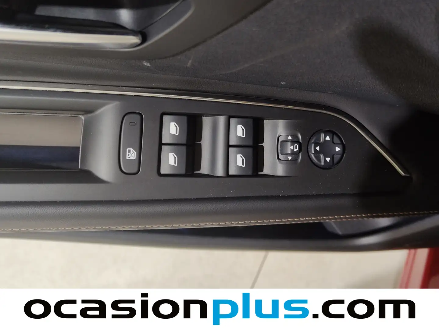 Foto Peugeot 3008 Peugeot 3008 BlueHDI 130 S&S GT Line EAT8 (130 CV)