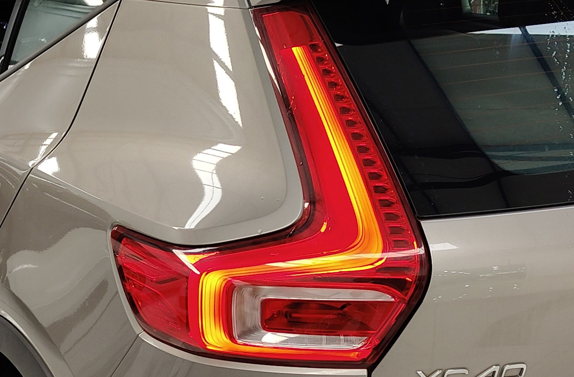 Volvo XC40 D3 Business Plus - foto 16
