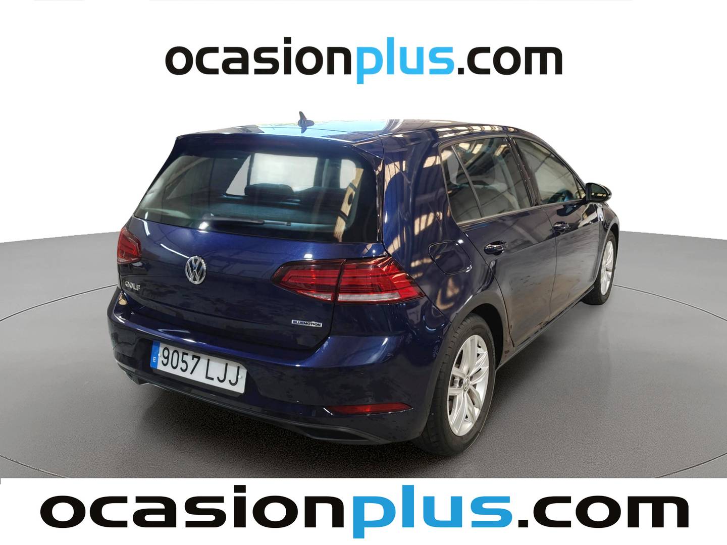 Foto trasera Volkswagen Golf Volkswagen Golf Last Edition 1.5 TSI Evo (130 CV) derecha
