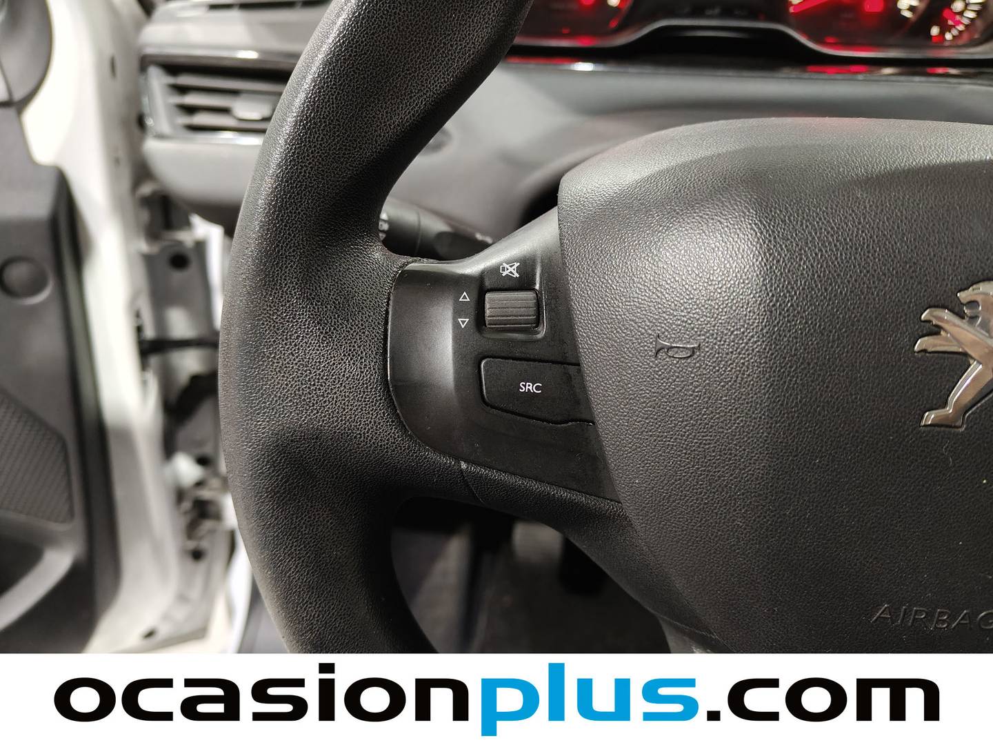 Foto Peugeot 208 Peugeot 208 1.4 HDi Business Line (68 CV)