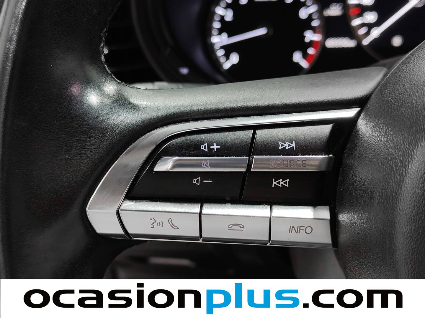 Foto Mazda CX-30 Mazda CX-30 2.0 Skyactiv-X Evolution 2WD AT (180 CV)