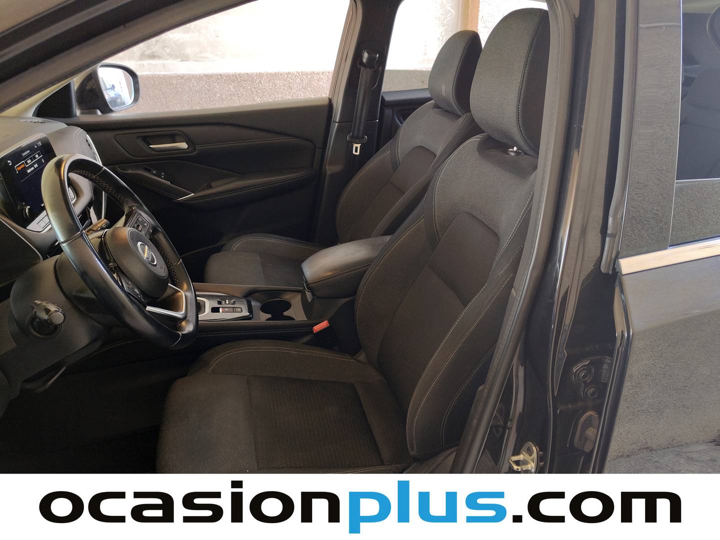 Foto asientos delanteros Nissan QASHQAI Nissan Qashqai DIG-T 140 mHEV N-Connecta 4x2 (140 CV)