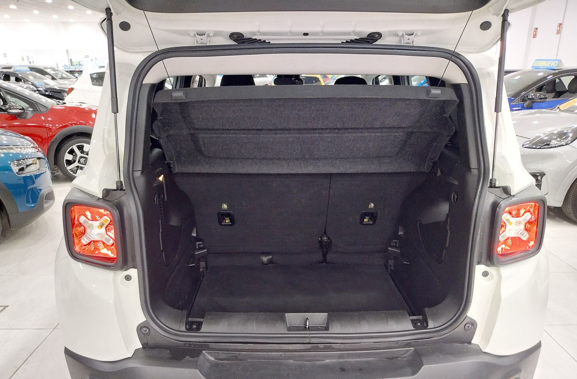 Jeep Renegade 1.0G Limited 4x2 - foto 13