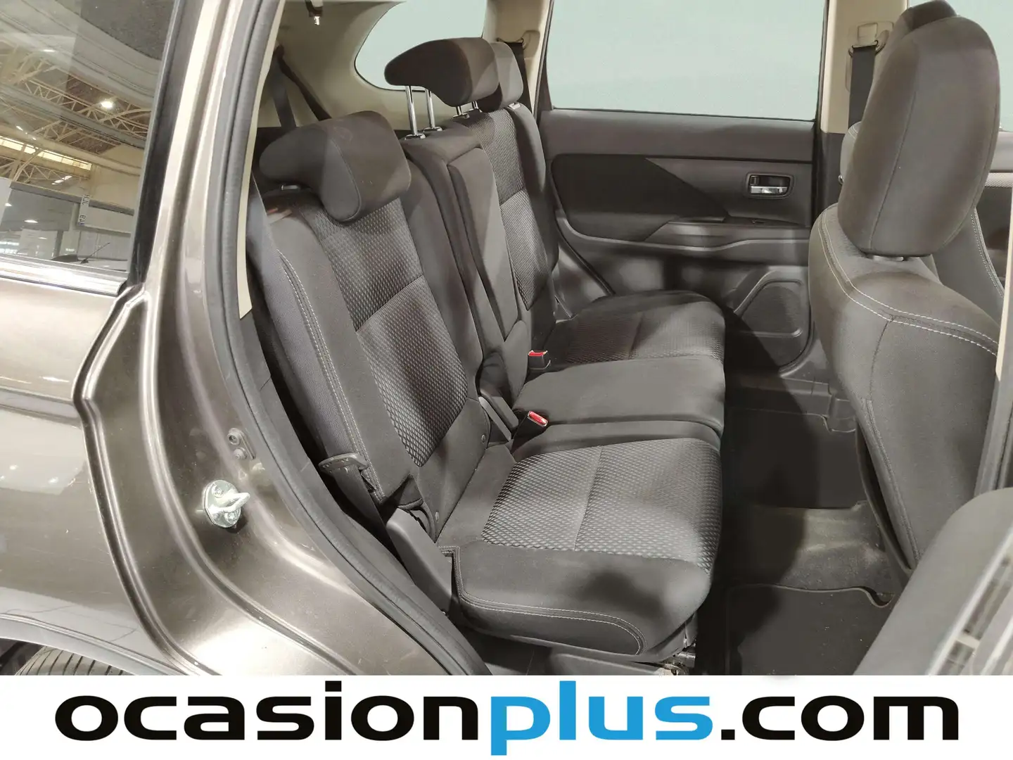Foto Mitsubishi Outlander Mitsubishi Outlander 220 DI-D Motion 2WD (150 CV) 7 Plazas