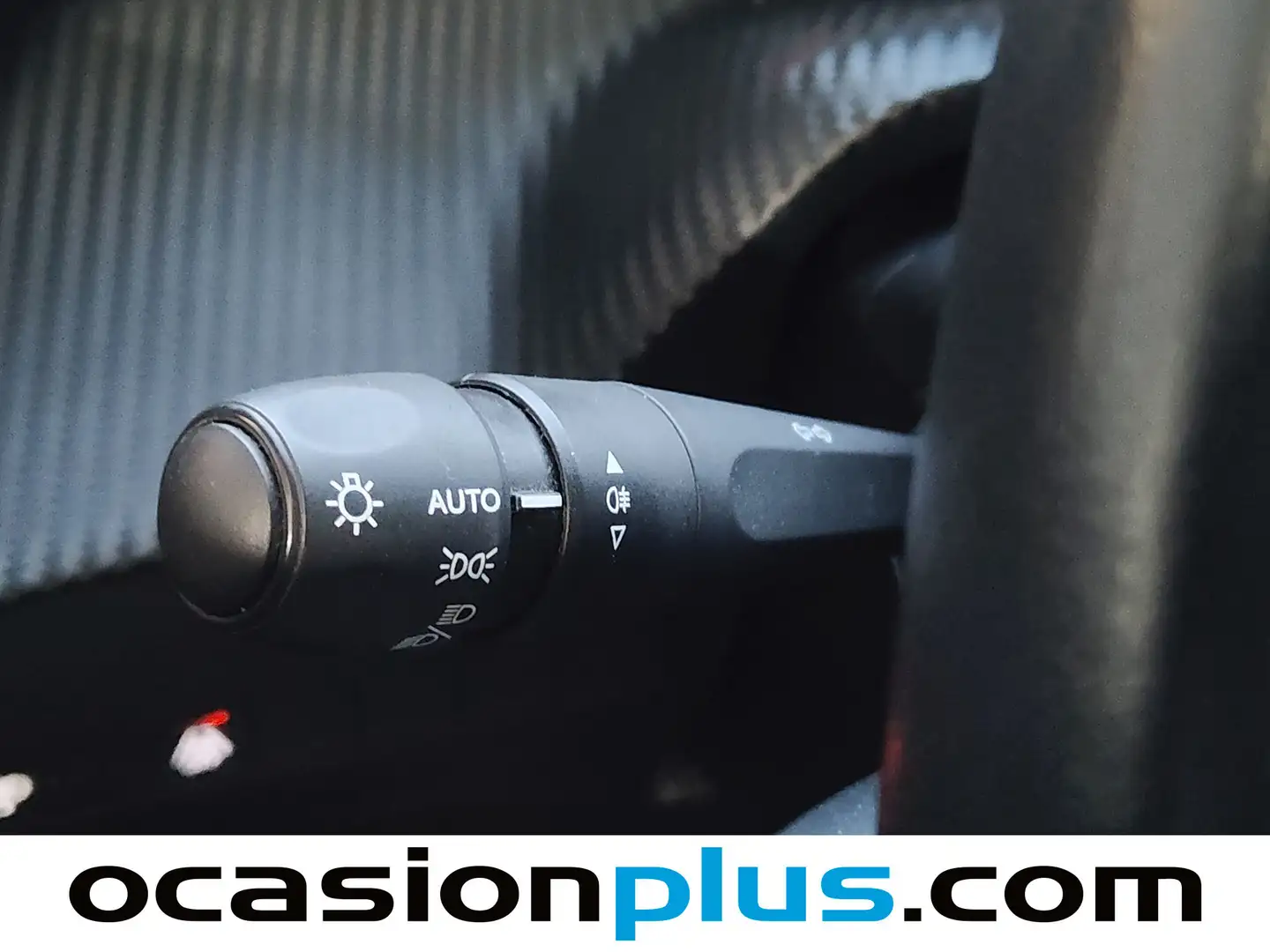 Foto Peugeot 2008 Peugeot 2008 PureTech 100 S&S Allure (100 CV)