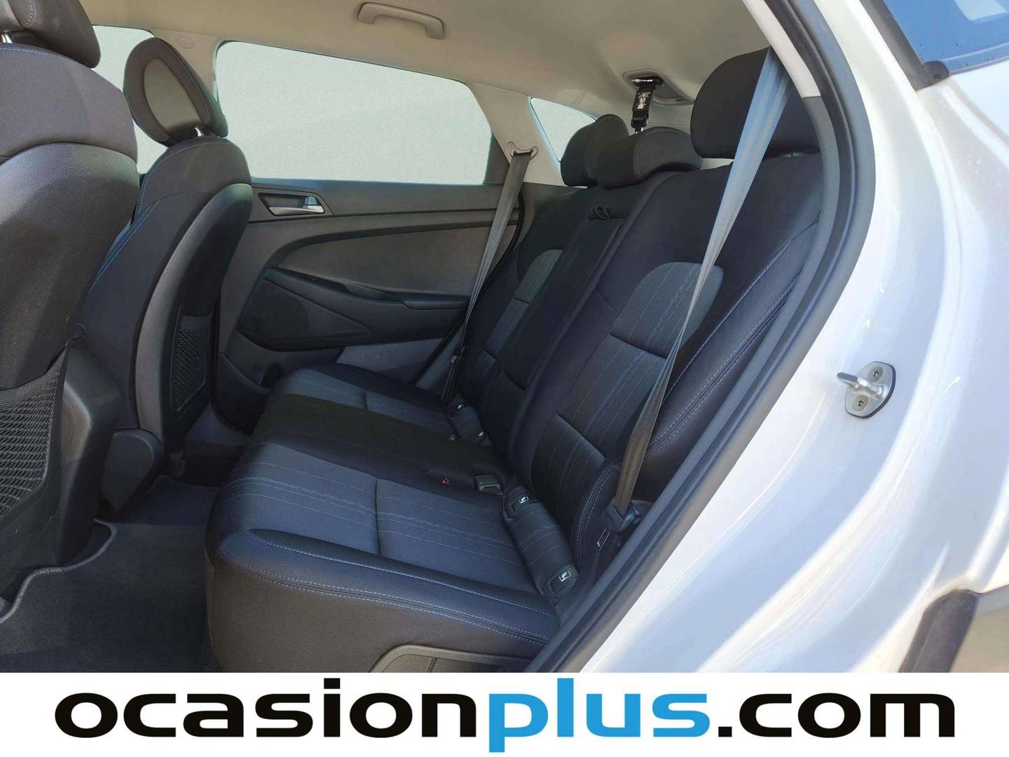 Foto asientos traseros Hyundai Tucson Hyundai Tucson 1.6 GDI BlueDrive Essence 4x2 (131 CV)