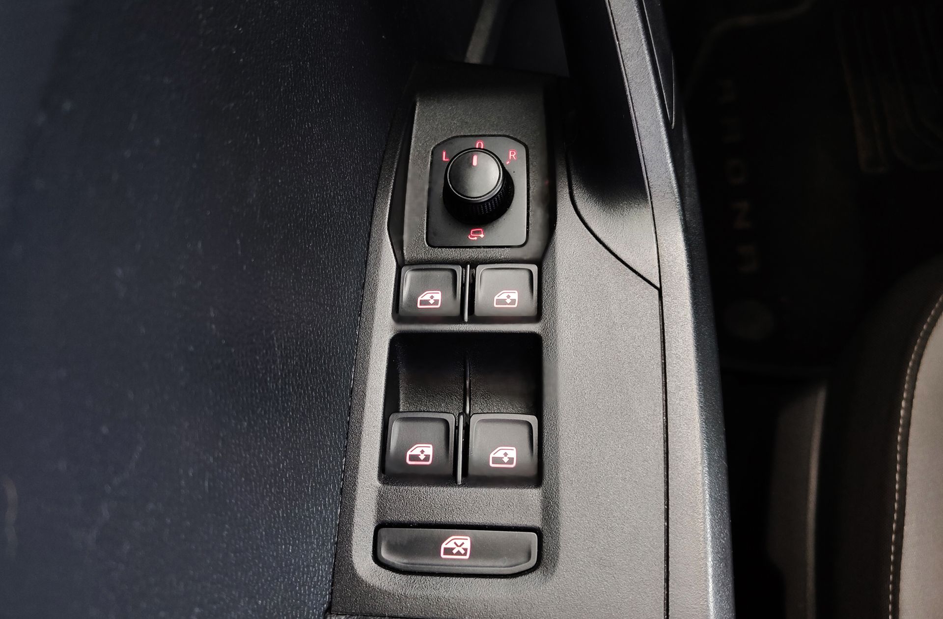 SEAT Arona 1.0 TSI Ecomotive Style Edition - foto 29