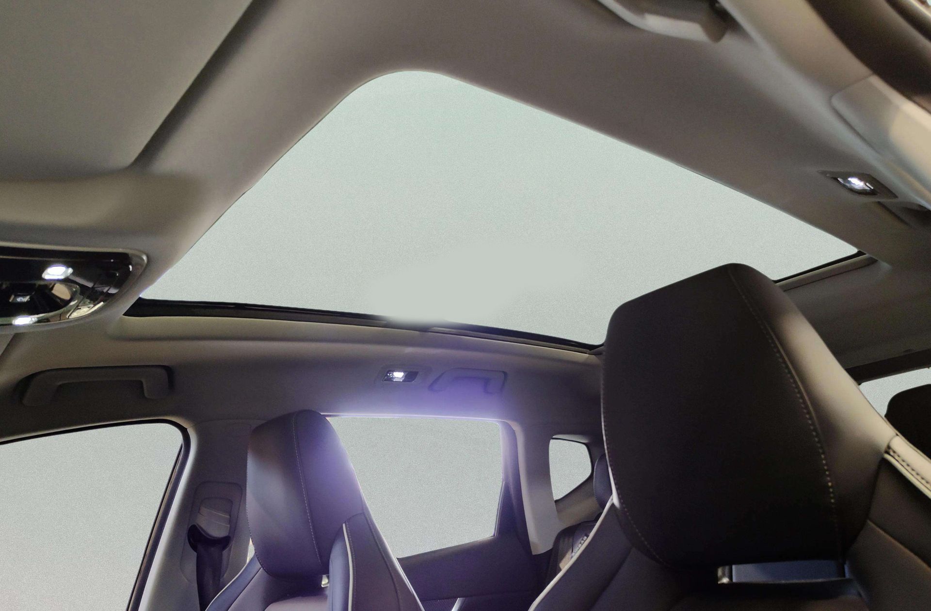 Ebro s700 1.5 T-GDi PHEV Luxury E-CVT - foto 6