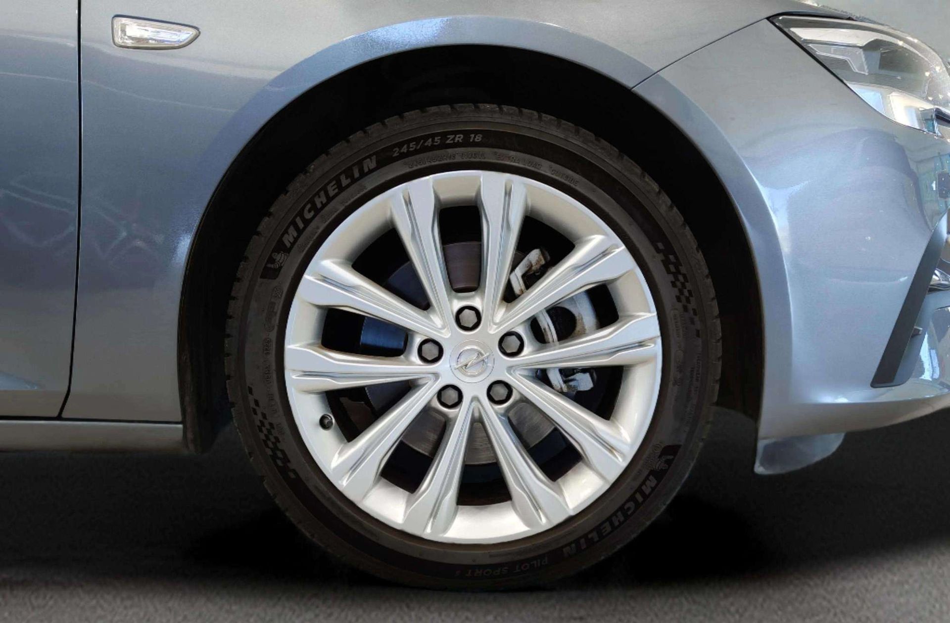 Opel Insignia 2.0T SHT GS Business Elegance AT9 - foto 45