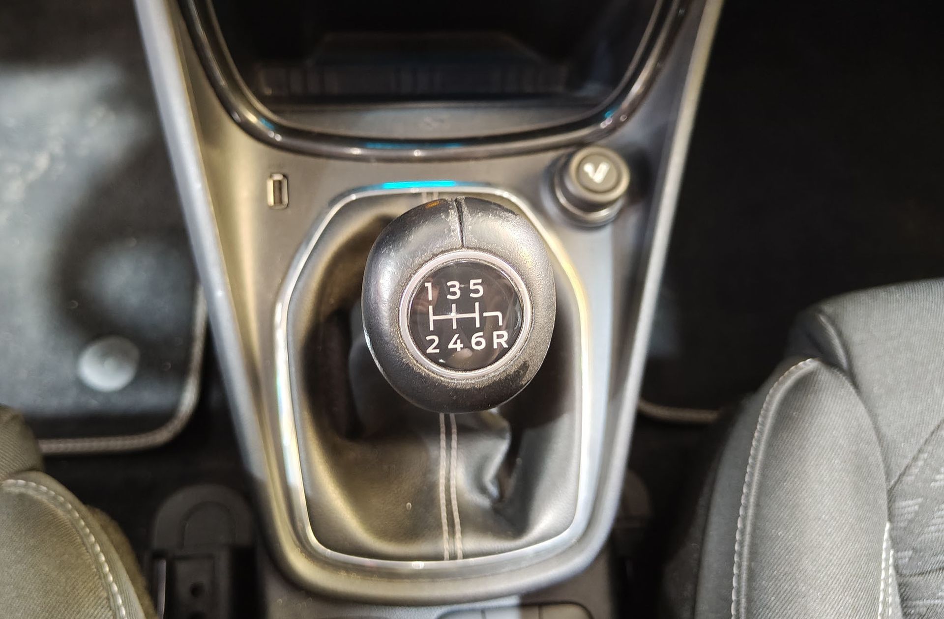 Ford Puma 1.0 EcoBoost MHEV Titanium - foto 5